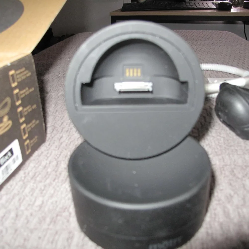 Motrr GL1-0KUN Galileo - App Controlled iOS Robotic Dock for Face Tracking